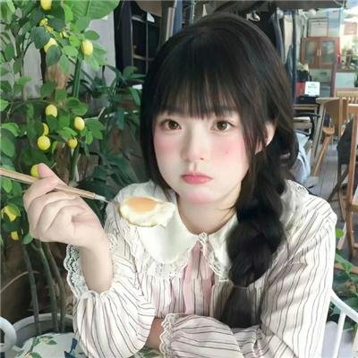 我和他都是新郎。